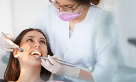 4 sellantes + profilaxis + historia clínica ¡Luce unos dientes sanos!